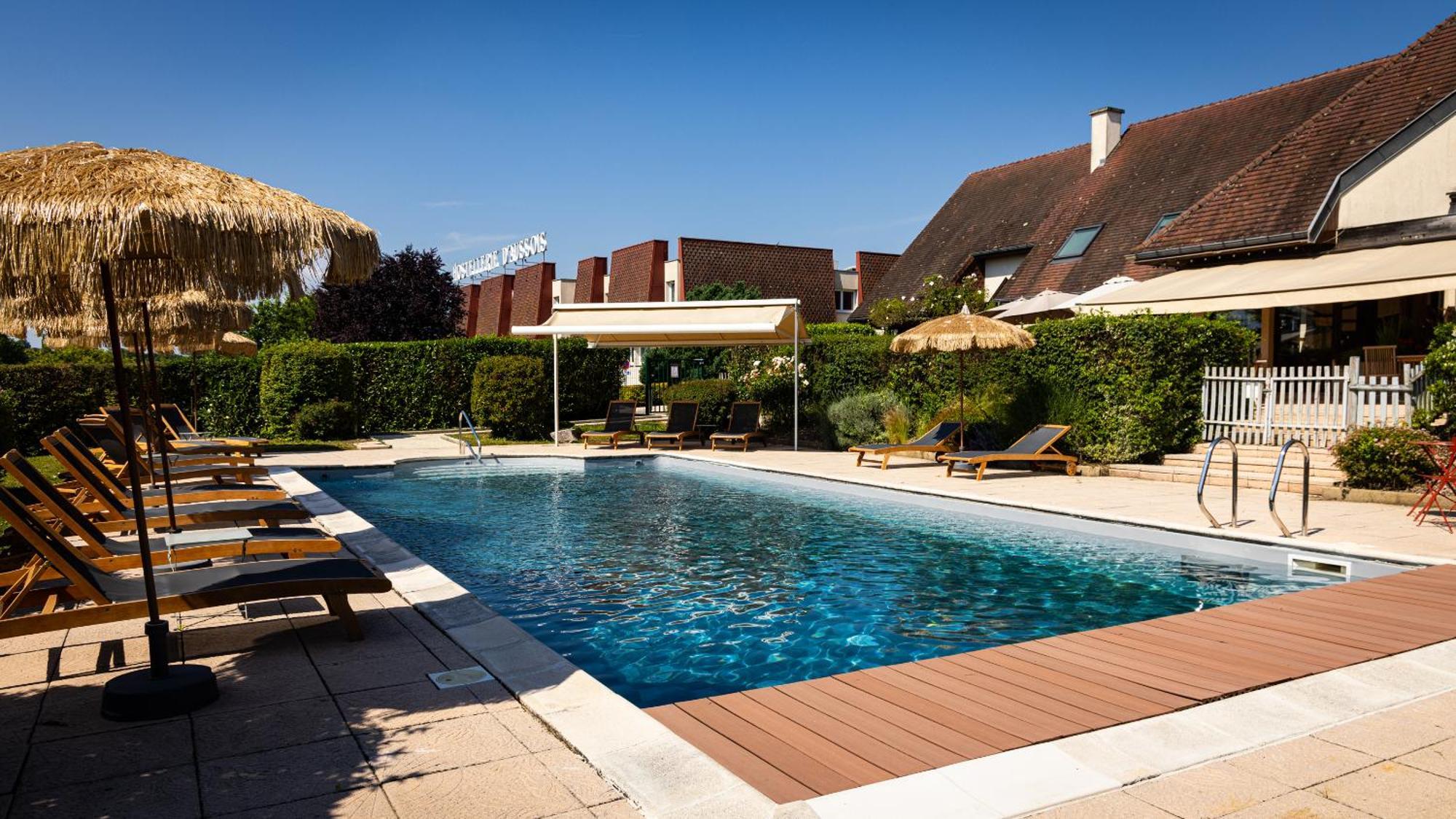 Logis Hostellerie D'Aussois Semur-en-Auxois Exterior photo